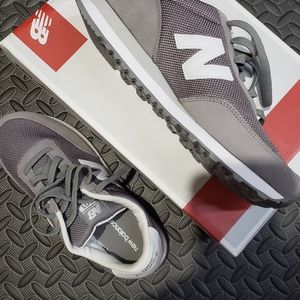New balance grey sneakers